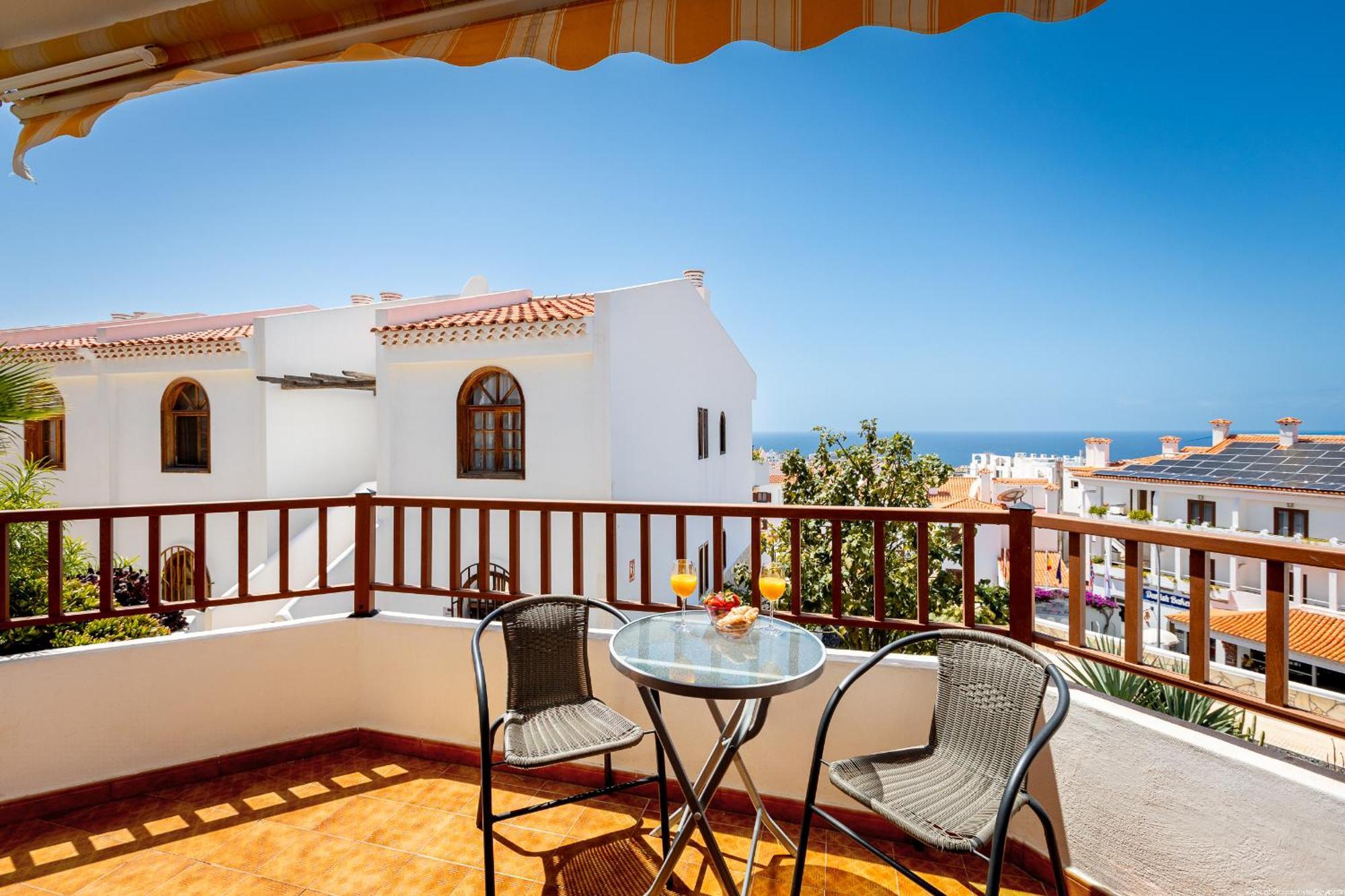 Las Bouganvillas Ocean View 아데제 외부 사진